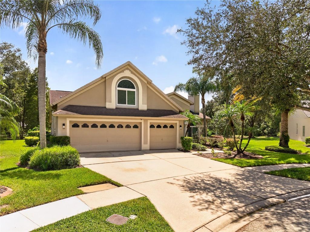 Image 2 of property listing at 10160 WHISPER POINTE DRIVE, Tampa, FL 33647
