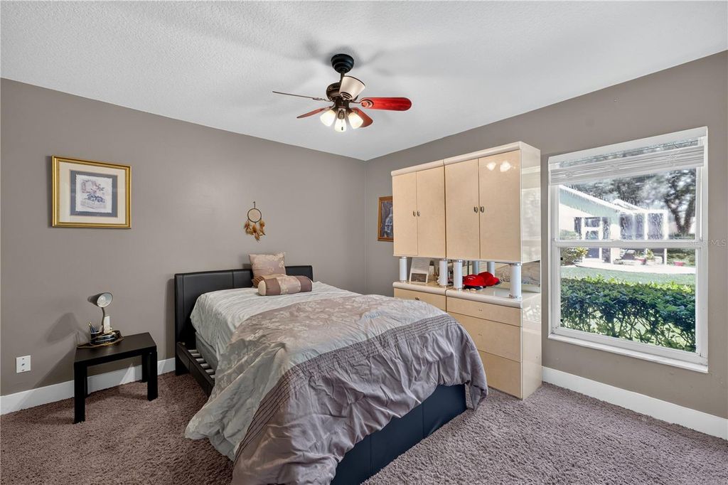 Image 38 of property listing at 10160 WHISPER POINTE DRIVE, Tampa, FL 33647