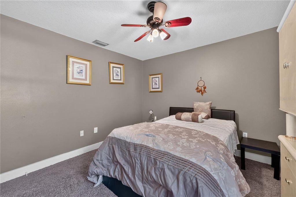 Image 39 of property listing at 10160 WHISPER POINTE DRIVE, Tampa, FL 33647