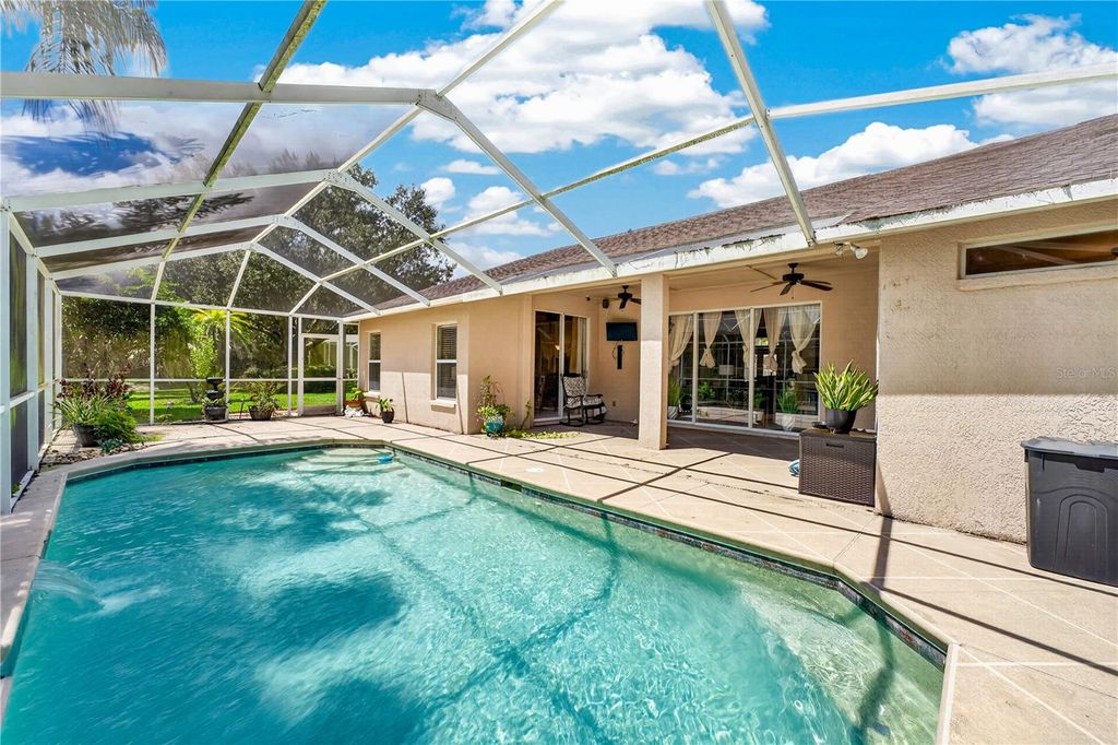 Image 54 of property listing at 10160 WHISPER POINTE DRIVE, Tampa, FL 33647