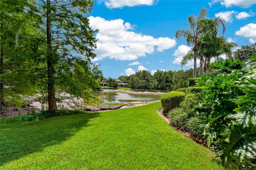 Image 60 of property listing at 10160 WHISPER POINTE DRIVE, Tampa, FL 33647