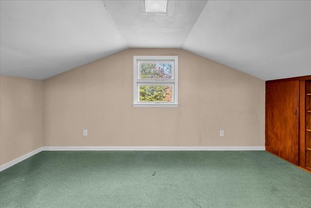 902 Sycamore Dr, Manchester, TN 37355