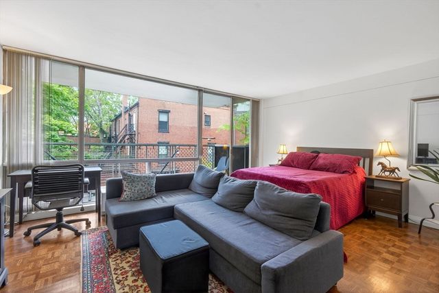 45 Longwood Ave 409, Brookline, MA 02446