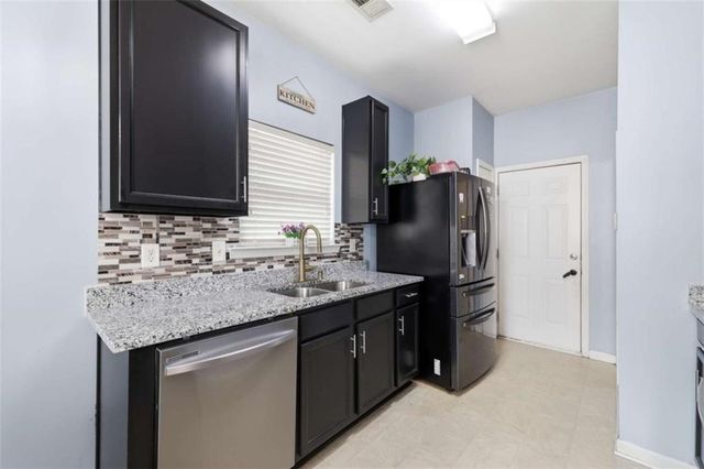 574 Lobdale Falls Drive, Lawrenceville, GA 30045