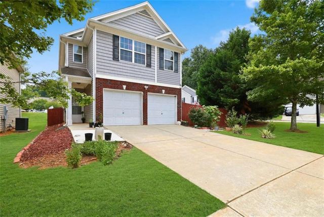 574 Lobdale Falls Drive, Lawrenceville, GA 30045