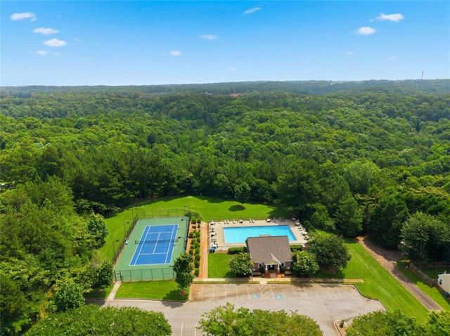 574 Lobdale Falls Drive, Lawrenceville, GA 30045