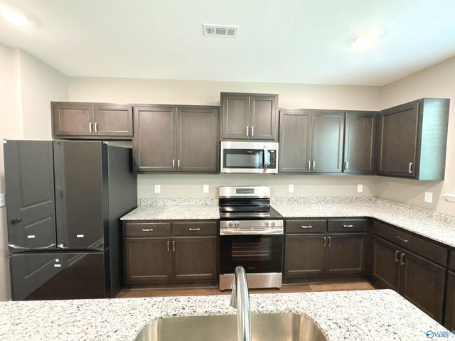 228 Hibiscus Drive, Hazel Green, AL 35750