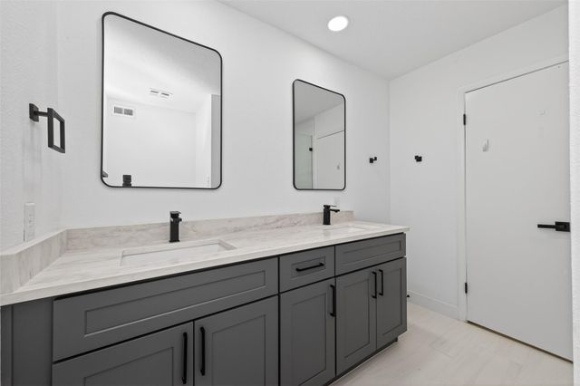2123 Lake Village Drive, Houston, TX 77339