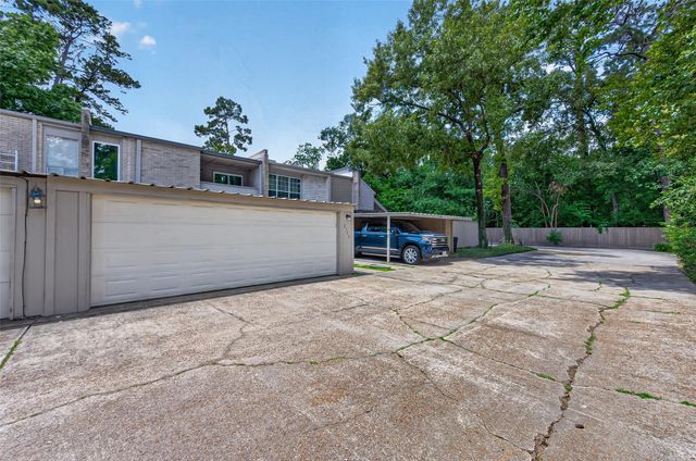 2123 Lake Village Drive, Houston, TX 77339