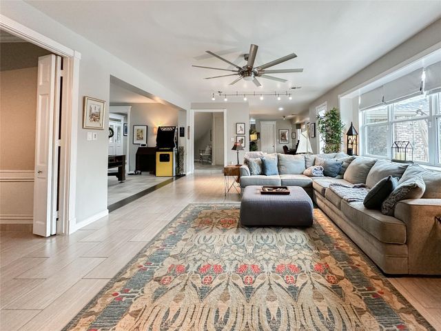 15735 Fleetwood Oaks Drive, Houston, TX 77079
