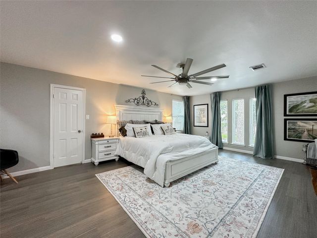 15735 Fleetwood Oaks Drive, Houston, TX 77079