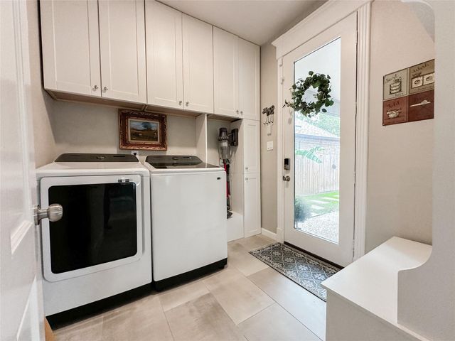 15735 Fleetwood Oaks Drive, Houston, TX 77079
