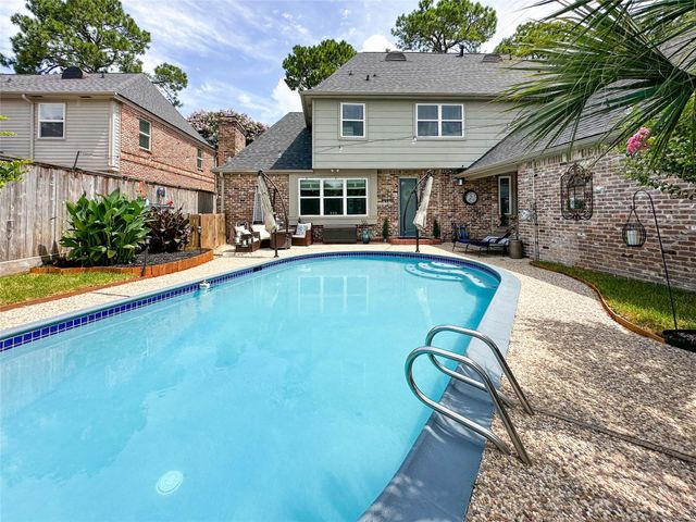 15735 Fleetwood Oaks Drive, Houston, TX 77079
