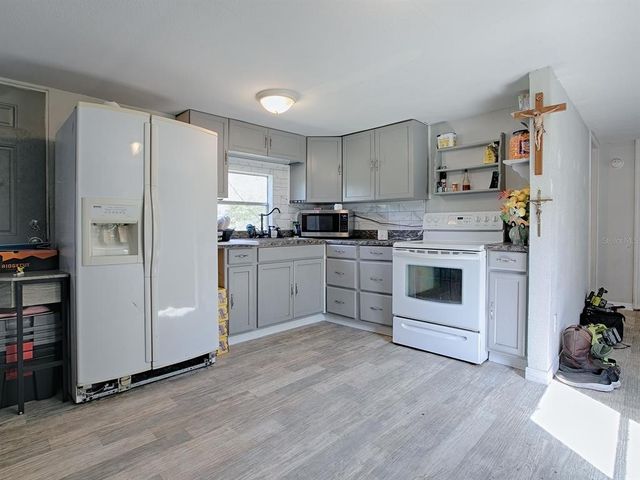 112 CR 551, Bushnell, FL 33513