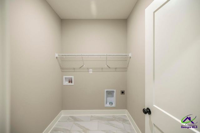 302 Willowbrook Lane, Kathleen, GA 31047
