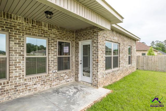 302 Willowbrook Lane, Kathleen, GA 31047