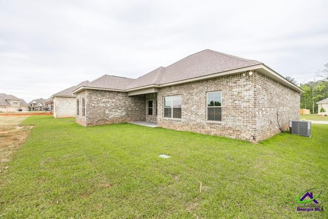 302 Willowbrook Lane, Kathleen, GA 31047