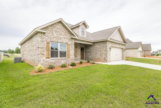 302 Willowbrook Lane, Kathleen, GA 31047