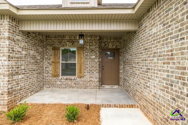 302 Willowbrook Lane, Kathleen, GA 31047