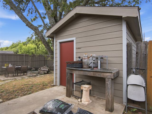 1825 Mason Way, Lancaster, TX 75134
