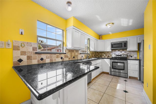 7211 Sandswept Lane, Houston, TX 77086