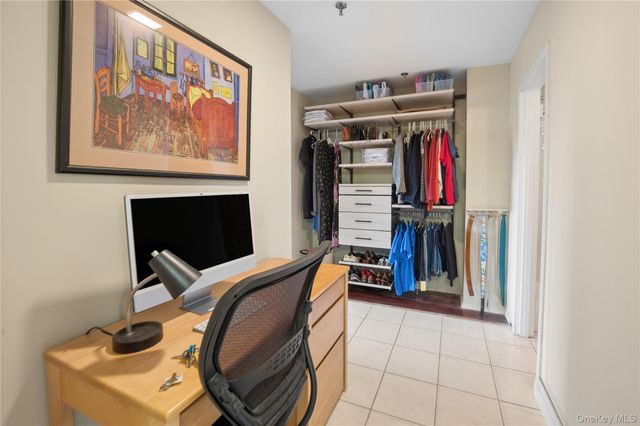 25 Rockledge Avenue PH11, White Plains, NY 10601