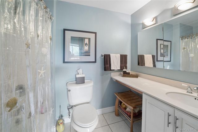 25 Rockledge Avenue PH11, White Plains, NY 10601
