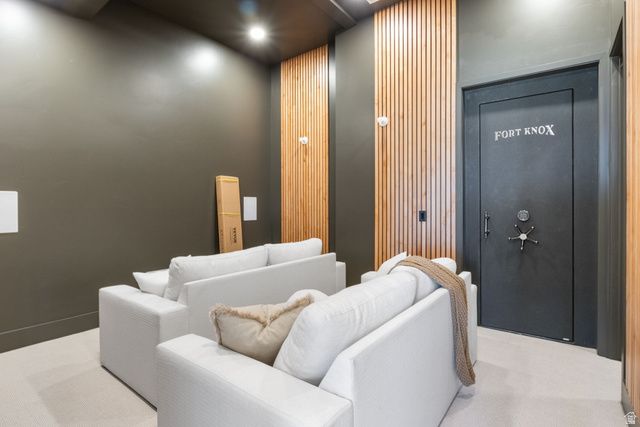 863 N EMERY LN, Elk Ridge, UT 84651