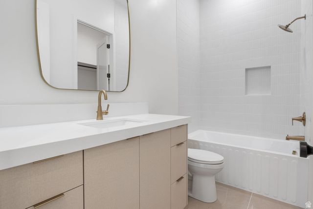 863 N EMERY LN, Elk Ridge, UT 84651