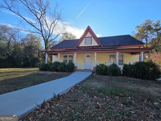 41 W Main Street, Hampton, GA 30228