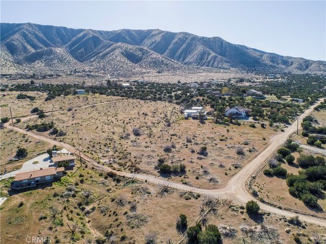 118 Ste, Littlerock, CA 93543