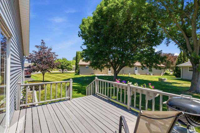 410 N 12th STREET, Oostburg, WI 53070