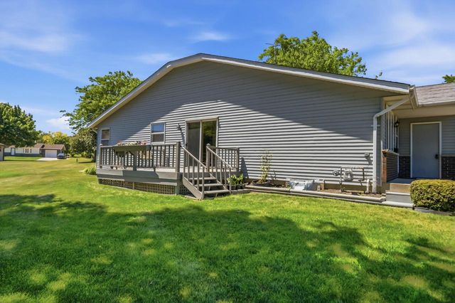 410 N 12th STREET, Oostburg, WI 53070