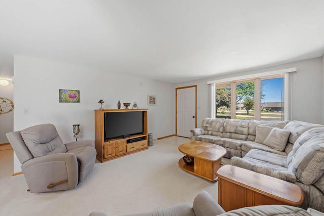 410 N 12th STREET, Oostburg, WI 53070
