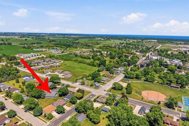 410 N 12th STREET, Oostburg, WI 53070