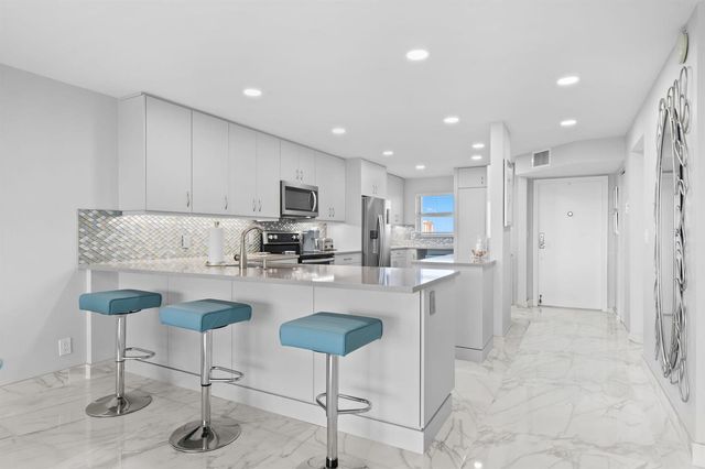 511 Bayshore Drive 910, Fort Lauderdale, FL 33304