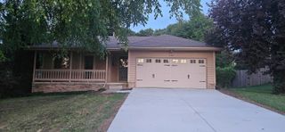 2105 Marilyn Drive, Papillion, NE 68046