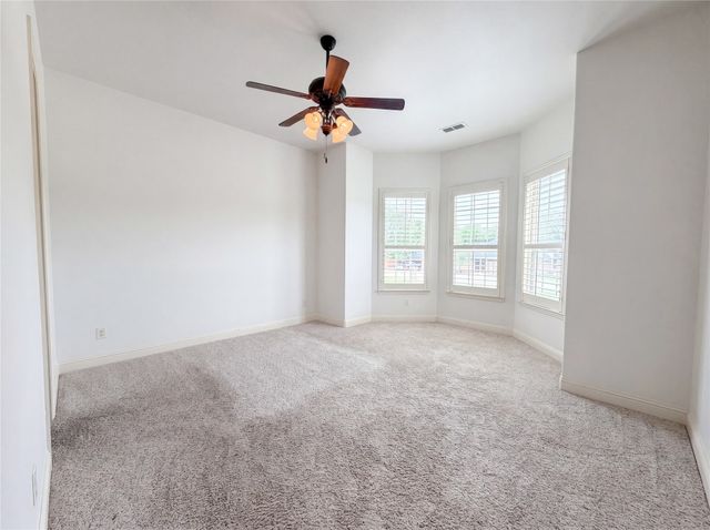 715 Simmons Road, Double Oak, TX 75077