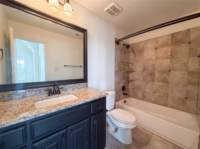 715 Simmons Road, Double Oak, TX 75077
