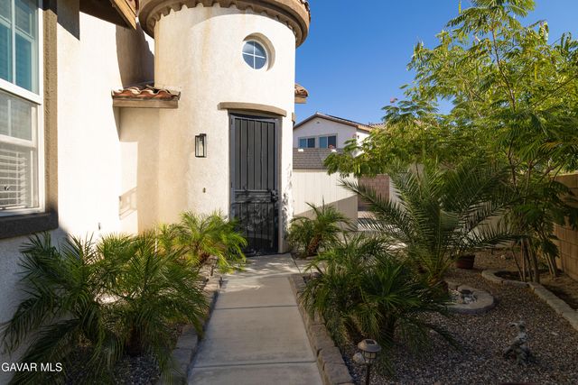 6550 Bicknell Court, Palmdale, CA 93552