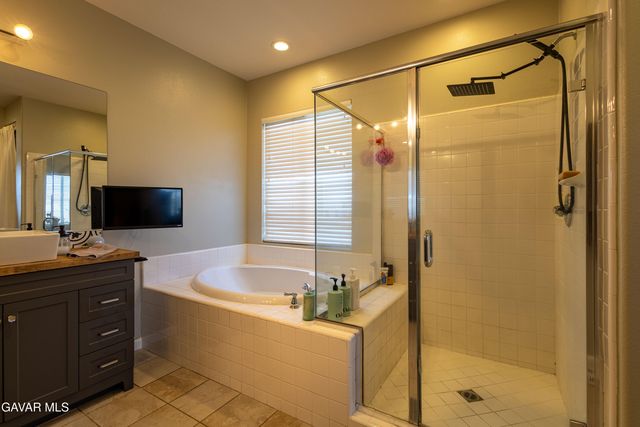 6550 Bicknell Court, Palmdale, CA 93552