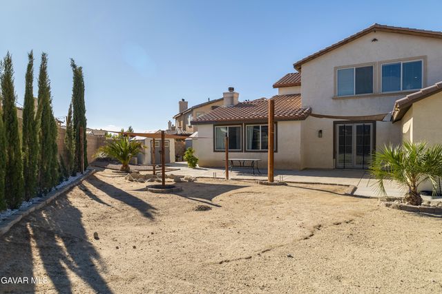 6550 Bicknell Court, Palmdale, CA 93552