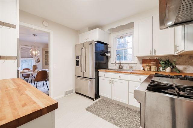 195 Laney Road, Rochester, NY 14620