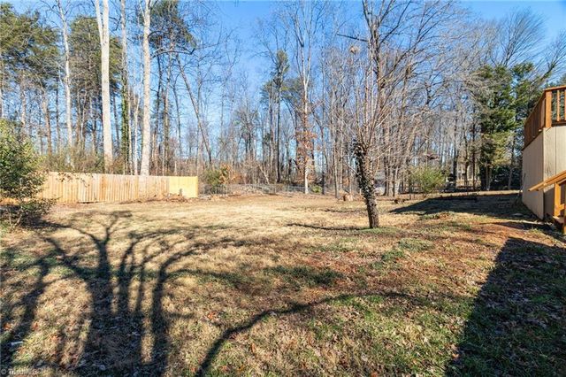 2501 White Fence Way, High Point, NC 27265