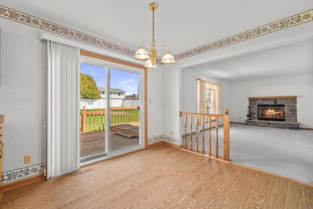 716 Appaloosa TRAIL, Racine, WI 53402