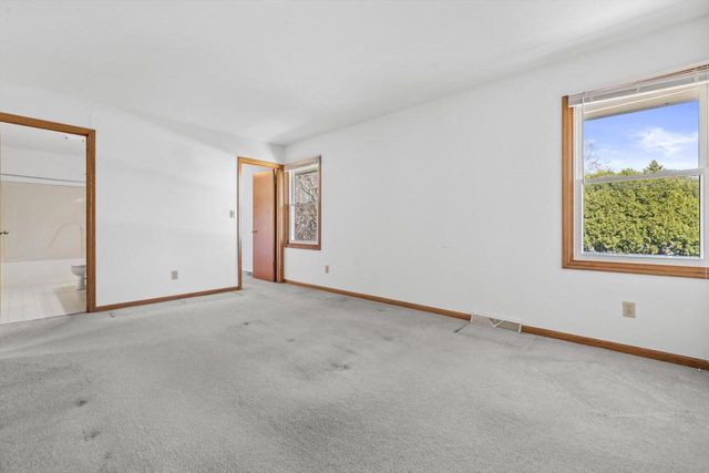716 Appaloosa TRAIL, Racine, WI 53402