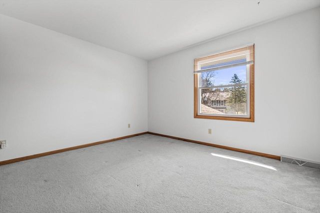 716 Appaloosa TRAIL, Racine, WI 53402