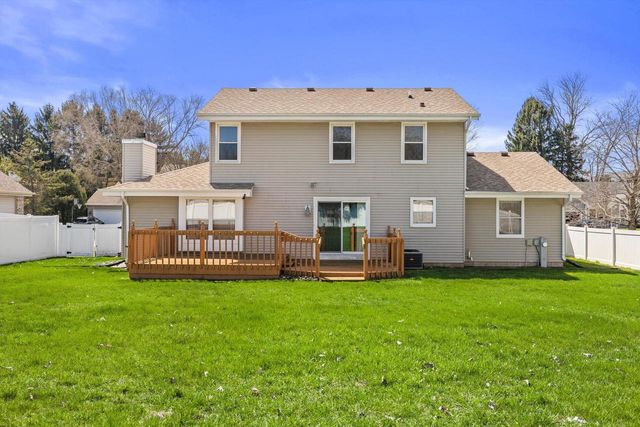 716 Appaloosa TRAIL, Racine, WI 53402