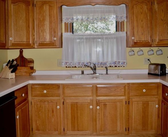 7812 47th AVENUE, Kenosha, WI 53142