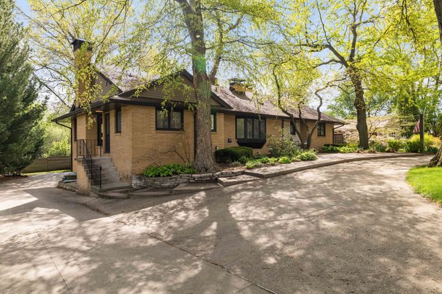 1125 18th Street, West Des Moines, IA 50265
